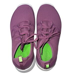 Oofos OOMG Plum Shoes Size 8
